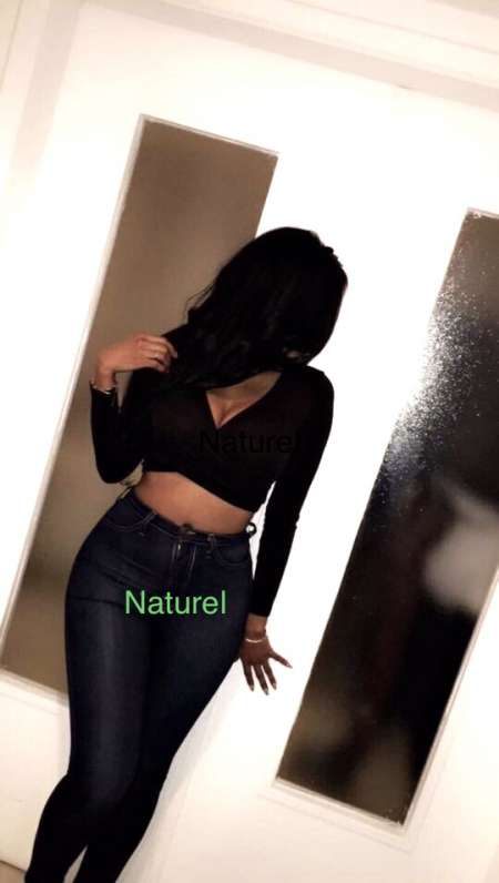 belle cougar escort girl se deplace belle cougar escort girl se deplace