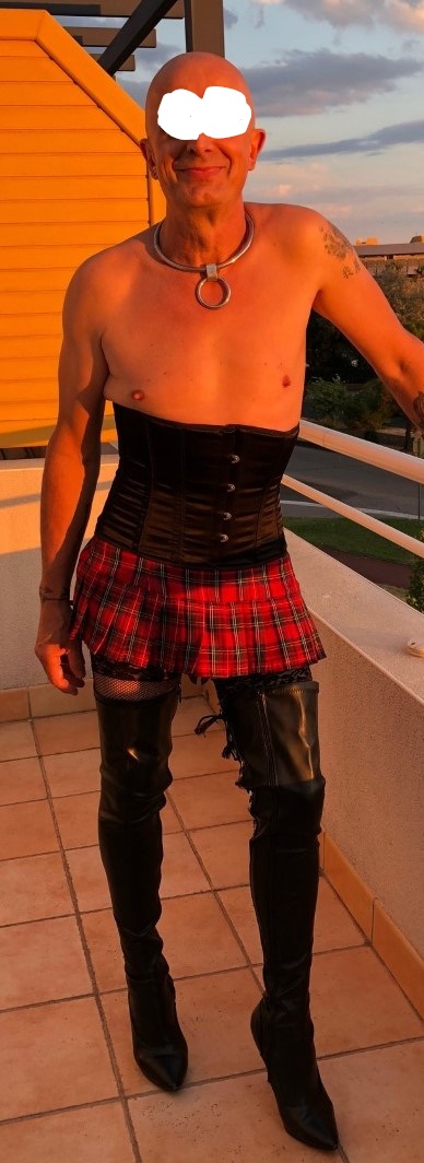 Experience trans pour soumis devant sa femme