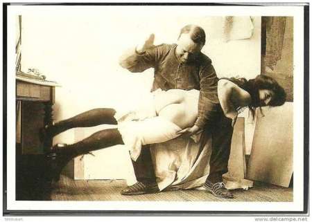 Au Plaisir de La Fessée, Le Confesseur Fesseur