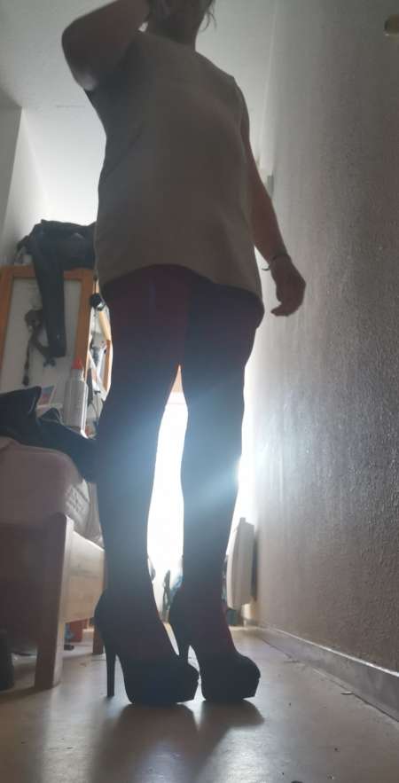  TRAVESTIS POUR HOMME