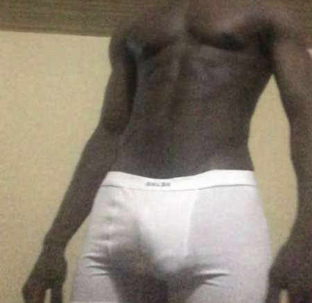 Femme à la recherche de plaisir