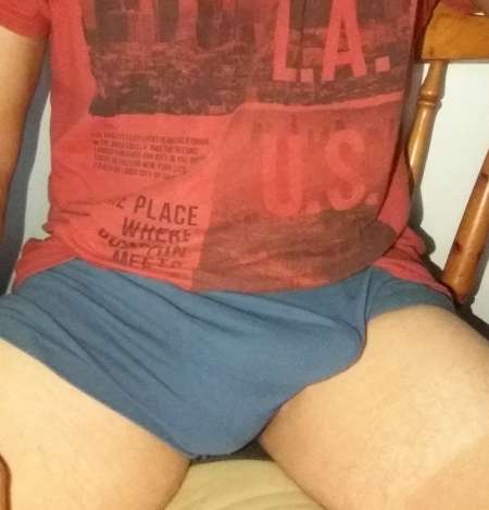 homme marié offre son cul