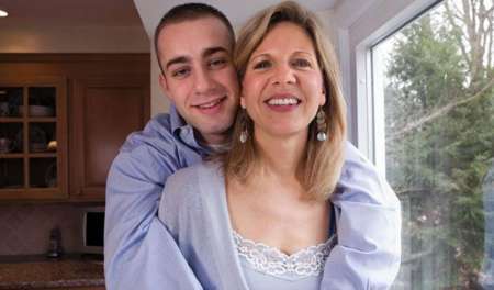 jeune homme cherche une femme mature entre 40 et70