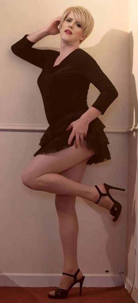 HOMME SOUMIS PASSIF ET TRAVESTIS CHERCHE SODOMINAT