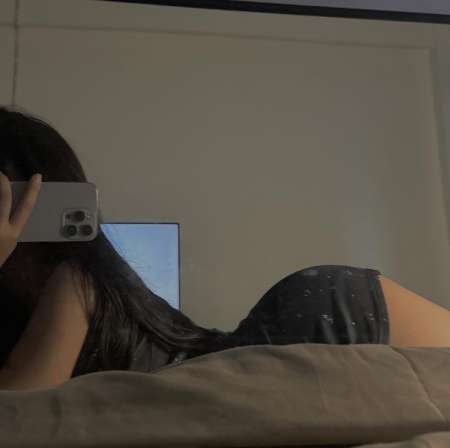 Jeune femmes sans tabou