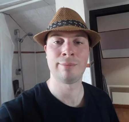 Jeune homme pour rencontre coquine