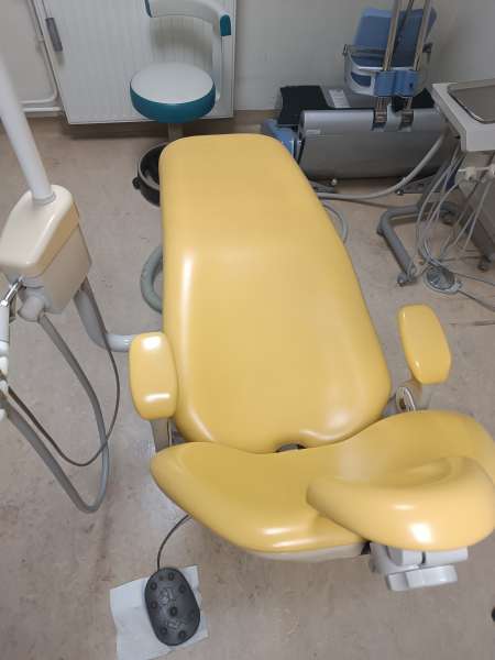 Reçoit femmes ou couples dans lieux insolites