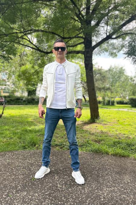 Cherche femme pour plaisir