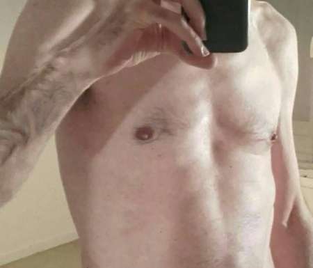 Mâle rebeu bien monté