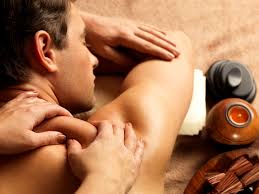 Massage détente et relaxation pour hétéro sportif