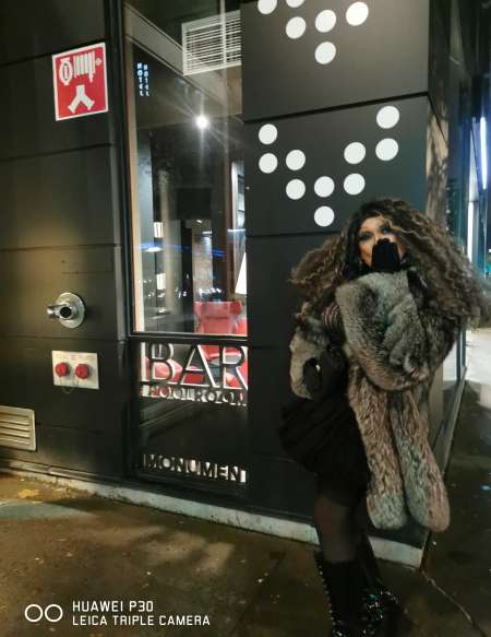 Travesti pour couple ou homme mâture