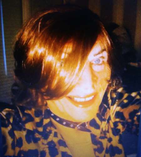 Travesti gratuit soumise à actif tbm épaisse