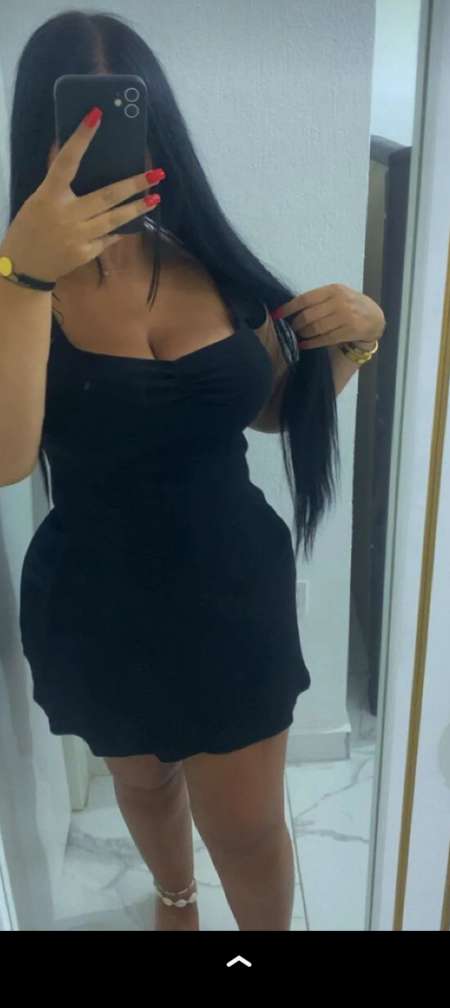 femme girl taille 40 belle brune