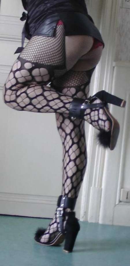 TRAV FÉMININE À BASTIA POUR HOMME HETERO