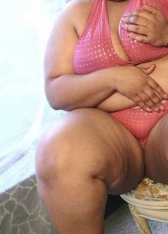 Roseline, black voluptueuse et coquine