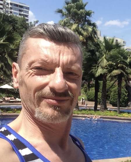 Coiffeur pour Homme DOMINANT