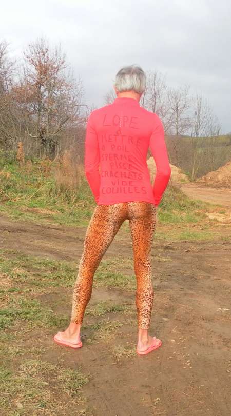 Lopette travail a poil en extérieur