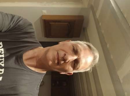 Homme cherche femme pour relation sérieuse