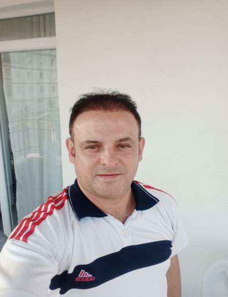 Homme pour femme où couple turc marocain français