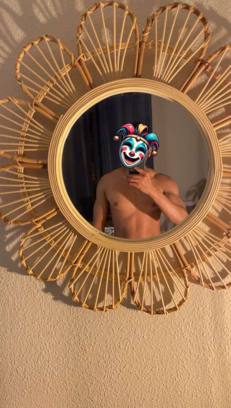 Beaumétisse avec une belle queue dispo pour femme