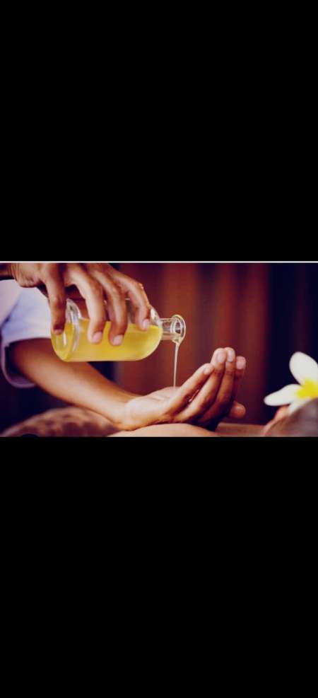 Massage érotique avec guadeloupéenne