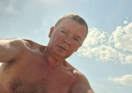 Recherche femme pour relation sans prise de tête,