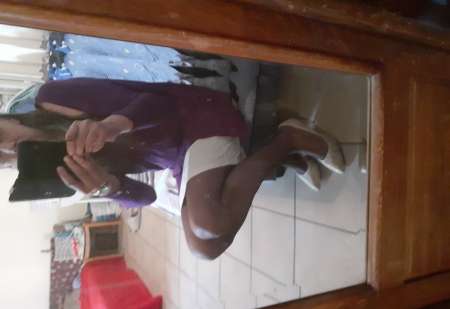 Travesti passif cherche des petits ménages