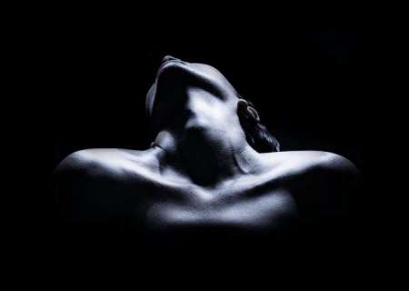 Cherche femme pour travailler dans maison close