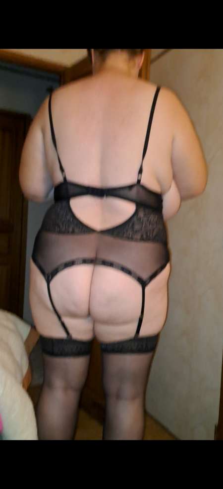 Homme séduisant cherche femme mature ronde non ven