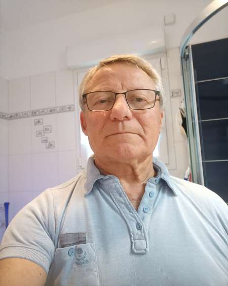 Des envies des désirs, je suis votre homme