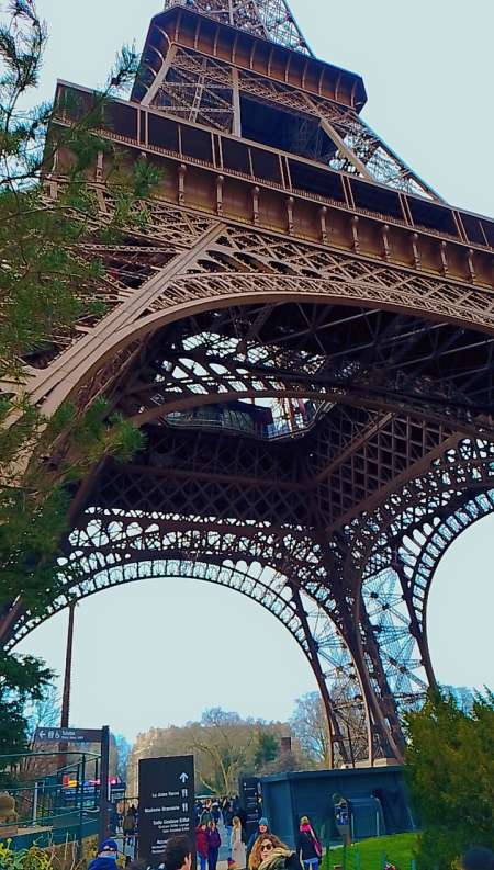 Homme disponible pour femme