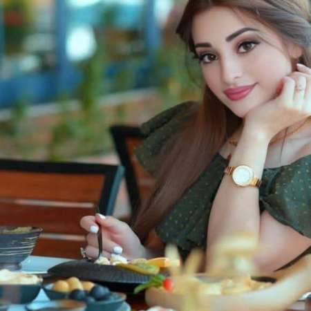 Fille 25 ans de Tunis