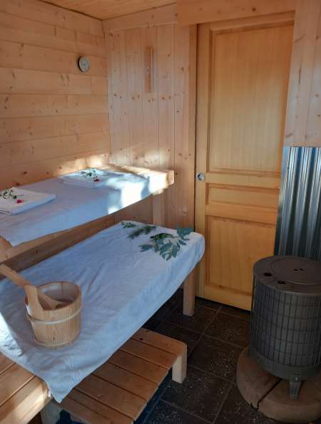 Sauna et massage dans la forêt