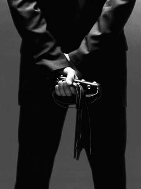 Maître cherche femme soumise virtuel