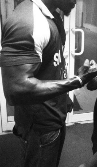 Aux amatrices de bonne baize bestiale