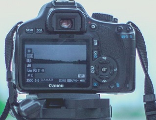 Cherche une pièce pour ateleir de photographiev