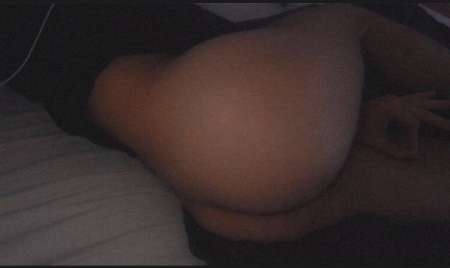 22a, belles fesses et grosse bite ! (Snap)