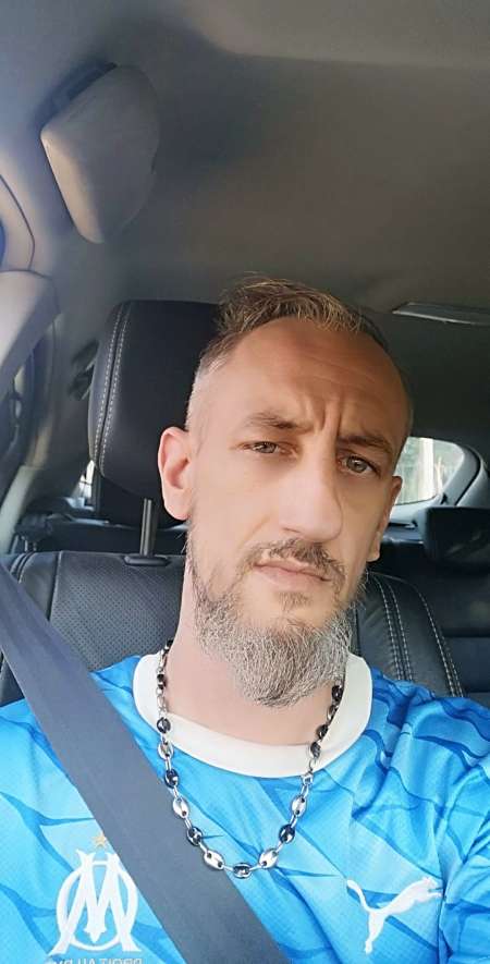 Cherche femme ouverte et sans tabou pour plan cul