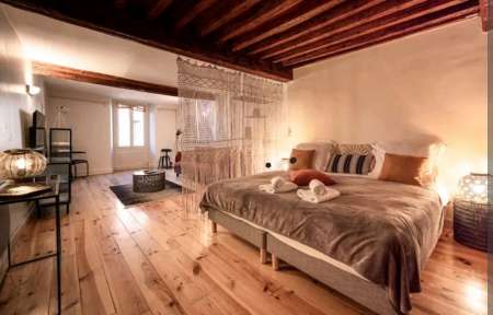  Grand appartement pour étudiantes, Arbusigny