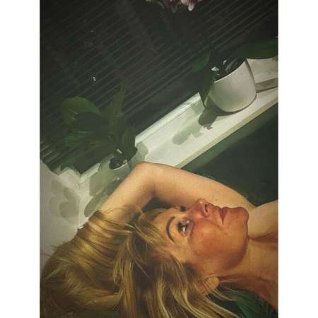 Complicite unique avec damme delicate